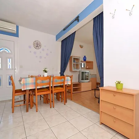 شقة Sea View تروغير