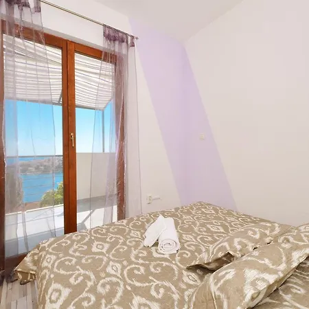 Διαμέρισμα Sea View Τρογκίρ